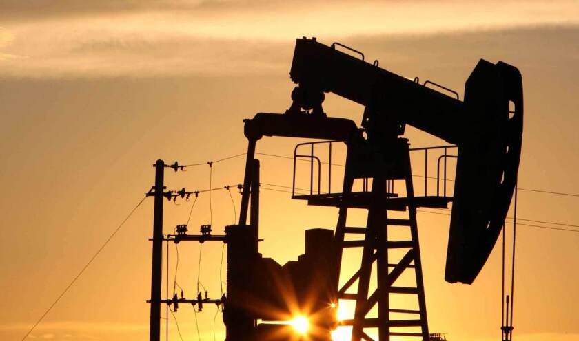 oil rigs.jpg
