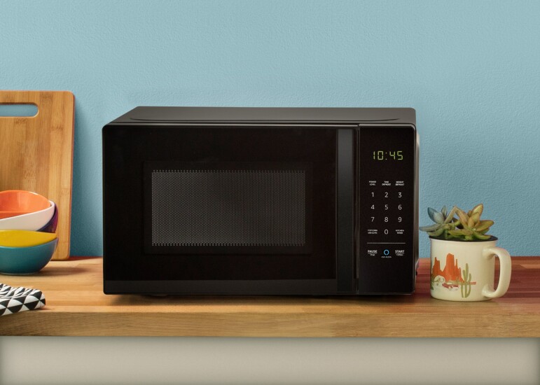 di-amazon-microwave-092318.jpg
