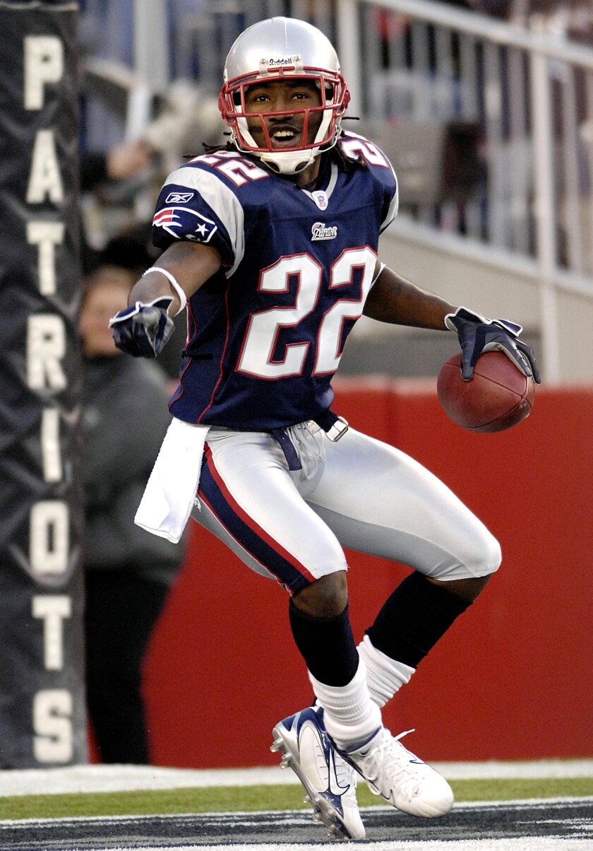 Asante-Samuel-New-England-Patriot-Bloomberg-News-photo-2