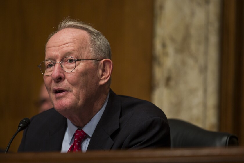 Lamar.Alexander.Bloomberg.jpg