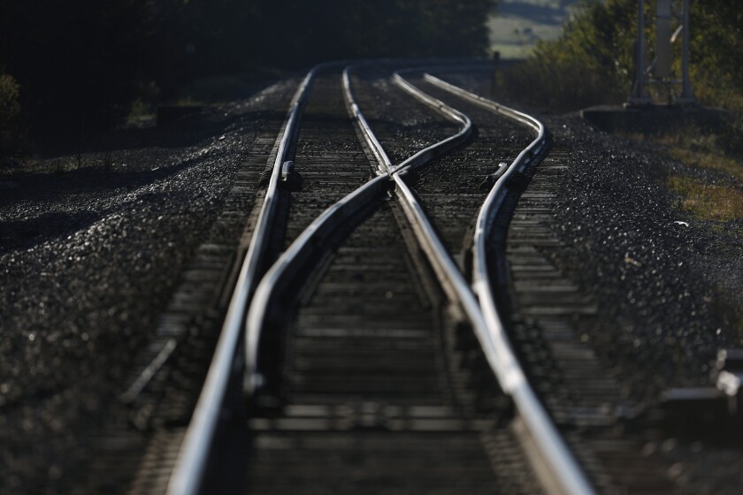 train tracks.jpg