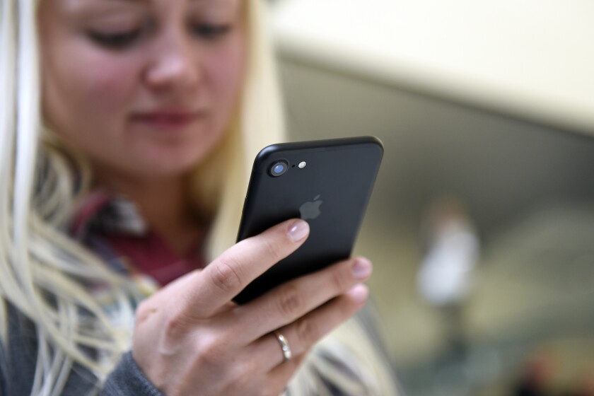 iphone cell phone technology