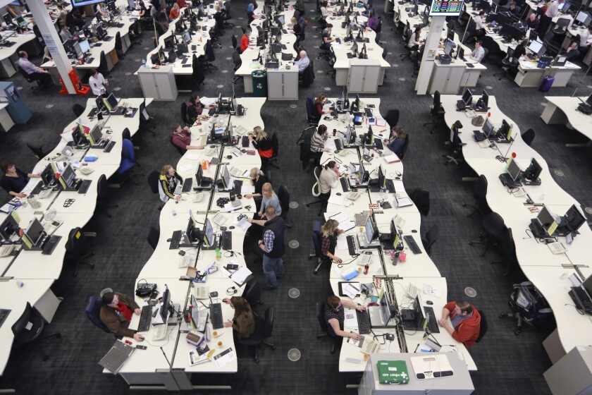 call-center-open-office