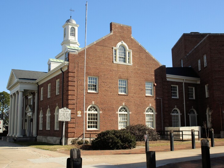 NMN011118-fayetteville.jpg