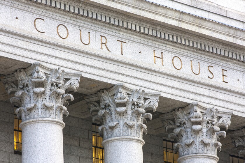 Court House.Fotolia.jpg