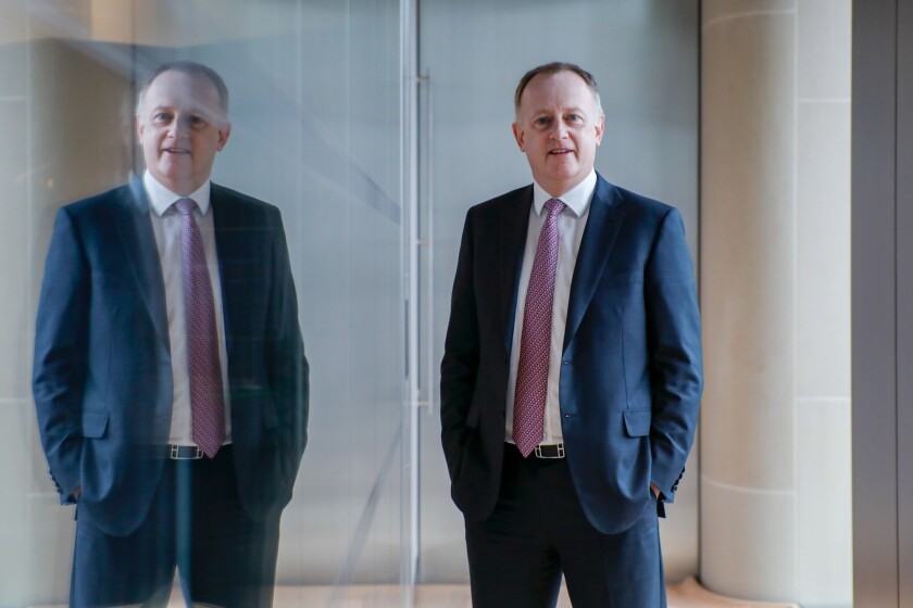 di-lloyds-neal-050119