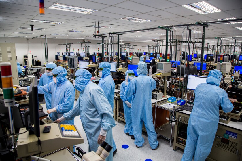 Finisar Corp received Apple backing