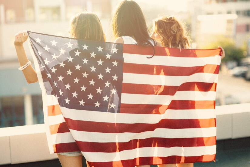 4-us-flag-immigrat-i9.jpg