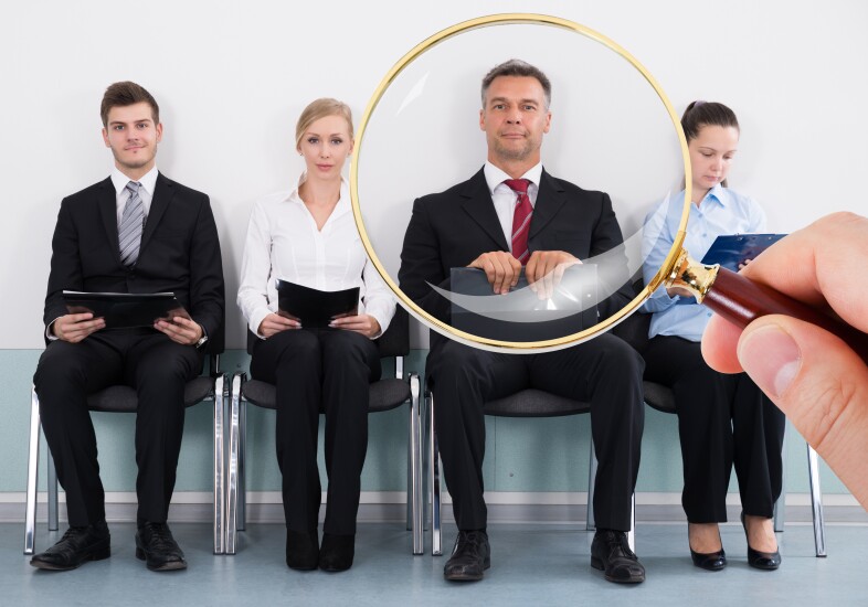 Job-candidates-live-man