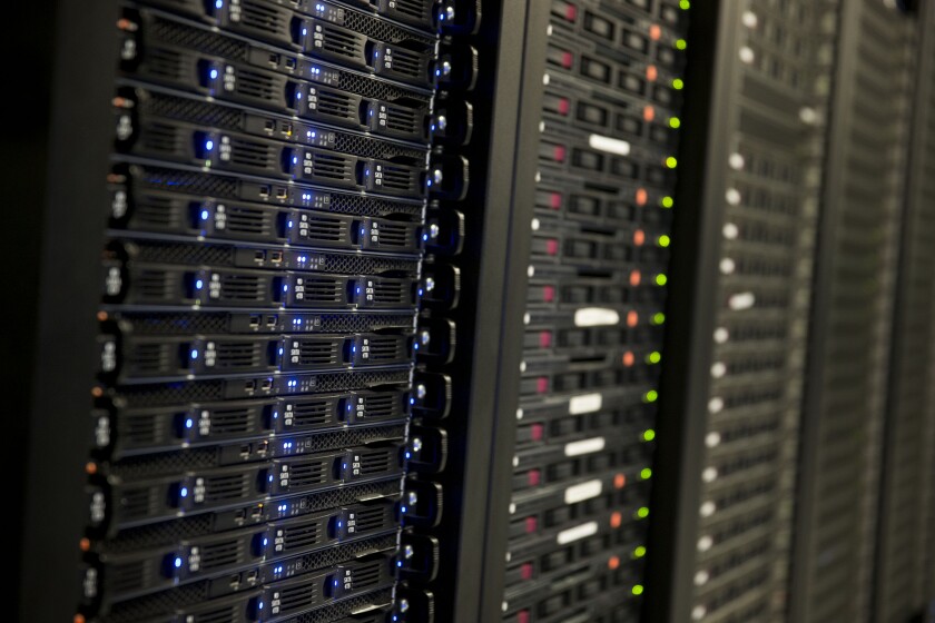 di-stock-server-1126-b