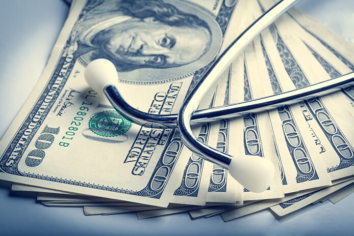 money-stethoscope-fotolia.jpg
