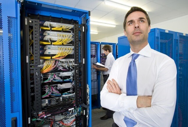 PAY 4 IT manager.jpg