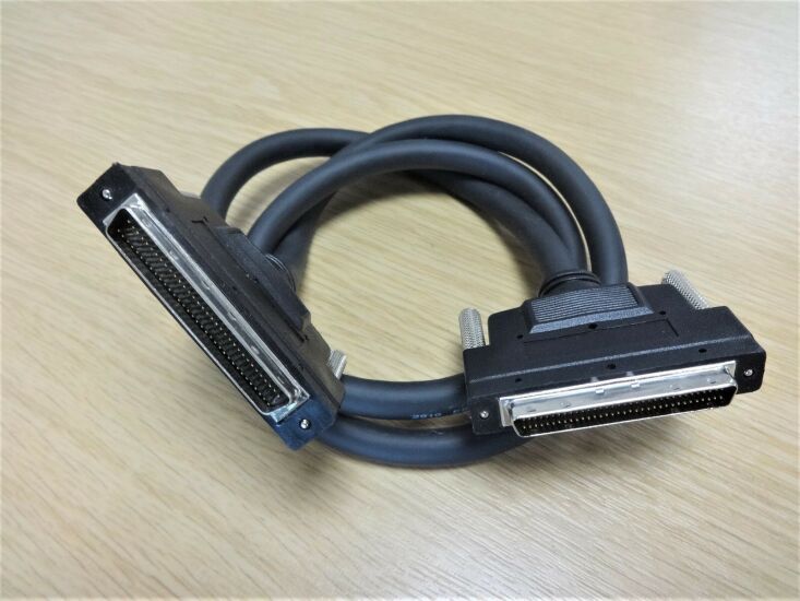 SCSI-cable.jpg