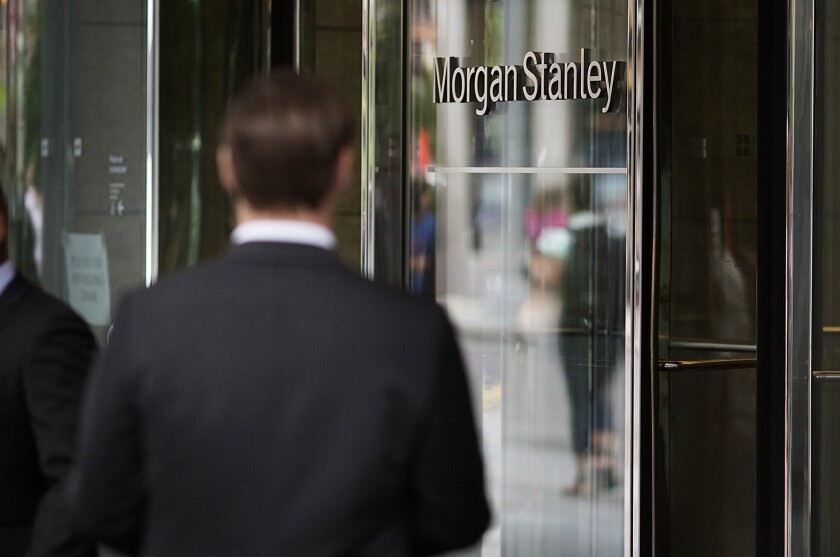 Morgan_Stanley_glass_entrance_Bloomberg