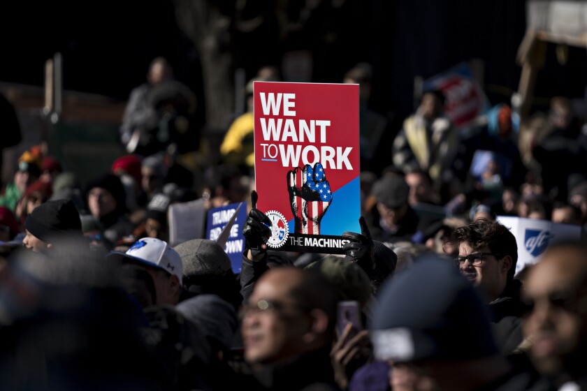 Shutdown.Wanttowork.Bloomberg.jpg
