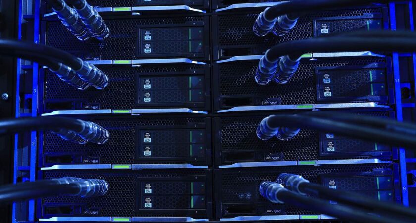 servers 21.jpg