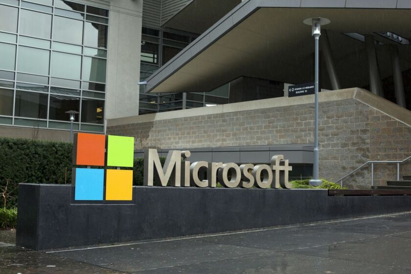 Microsoft looks to cloud.jpg