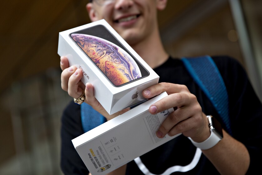 iphone-customer.jpg
