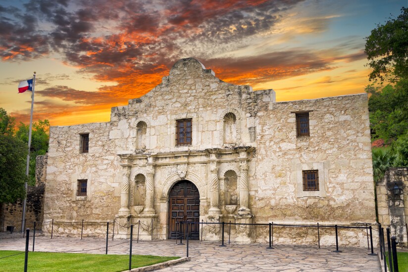 NMN100417-sanantonio.jpg