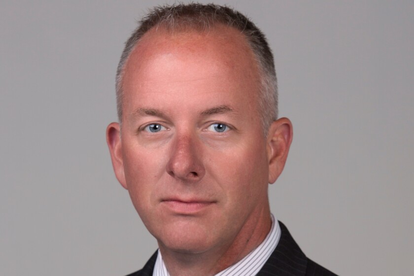 Phipps Headshot.jpg
