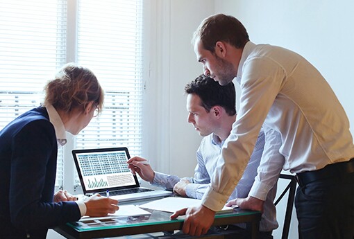 Embed-data-and-analytics-professionals-into-the-business.jpg
