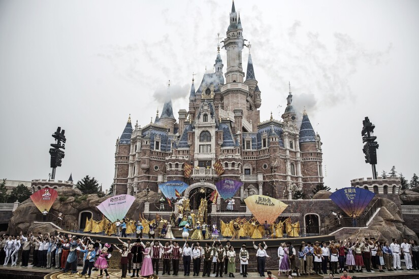 4 theme parks 4.jpg